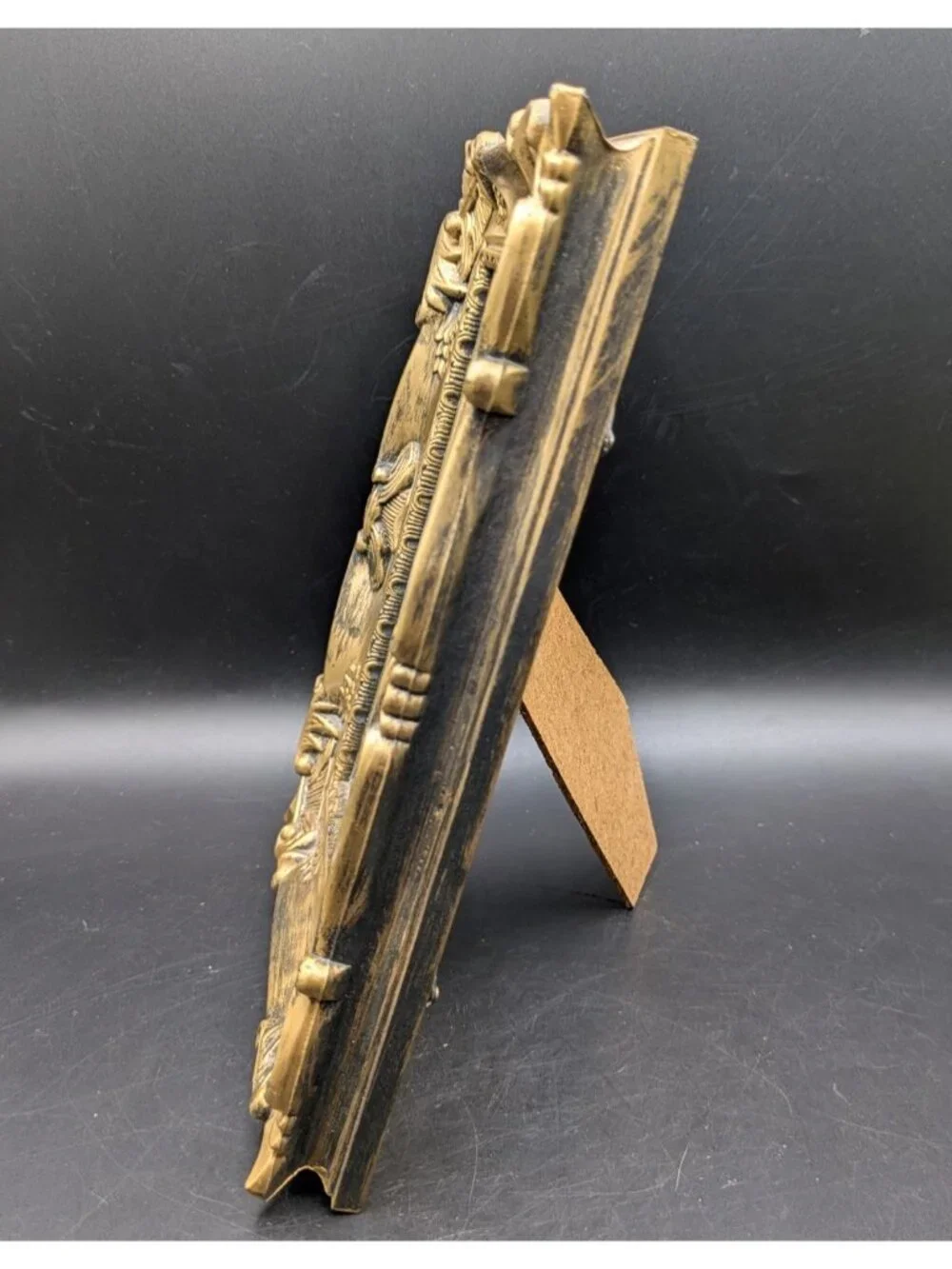 Vintage Ornate Gold Picture Frame Standing or Wall Mount Holds 5x7 Photo